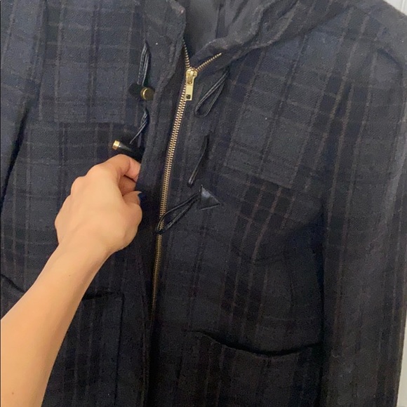 Coat - Picture 2 of 5